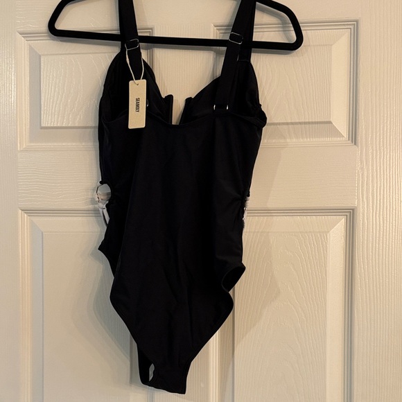NWT Seamoly Swimsuit with White Accents - Picture 8 of 8